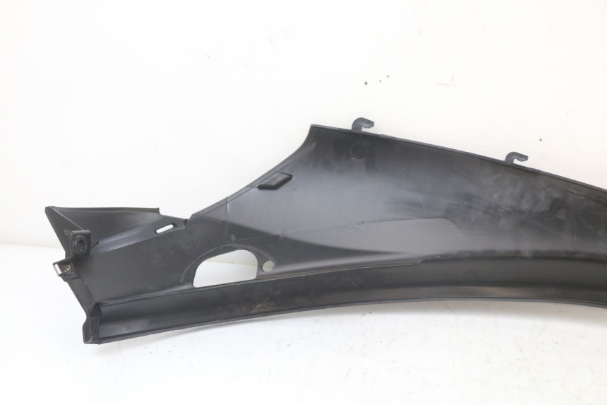 photo de LEFT REAR LOWER BODY PANEL PIAGGIO MP3 LT 400 (2007 - 2012)