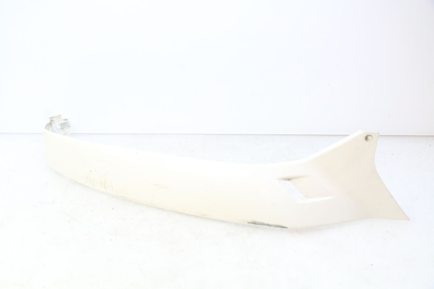 photo de LEFT REAR LOWER BODY PANEL PIAGGIO VESPA GTS IGET ABS 125 (2017 - 2023)