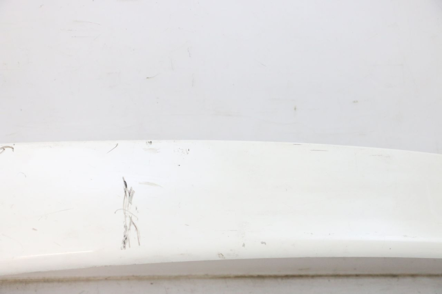 photo de REAR LEFT BELLY PANEL PIAGGIO VESPA GTS SUPER IE 125 (2009 - 2016) - Component zoom