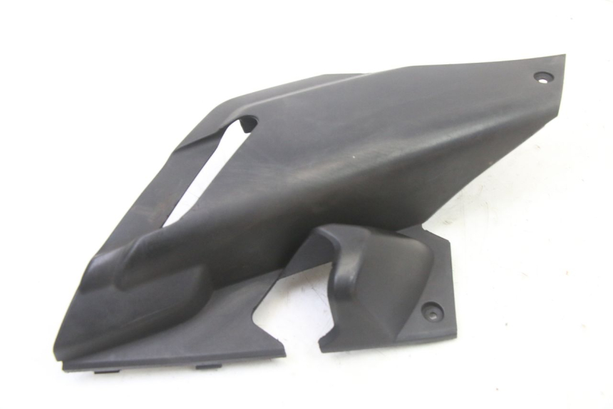 photo de REAR LEFT BELLY PANEL YAMAHA XMAX X-MAX 125 (2006 - 2009) - Alternative perspective
