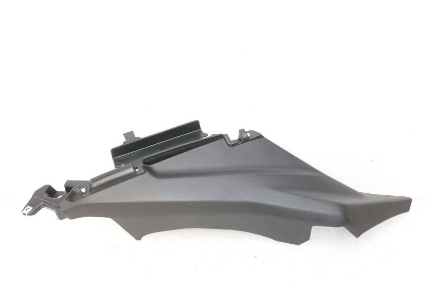 photo de REAR LEFT BELLY PANEL YAMAHA XMAX X-MAX 125 (2021 - 2025)