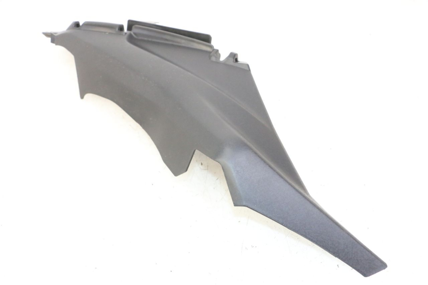 photo de REAR LEFT BELLY PANEL YAMAHA XMAX X-MAX 125 (2021 - 2025)