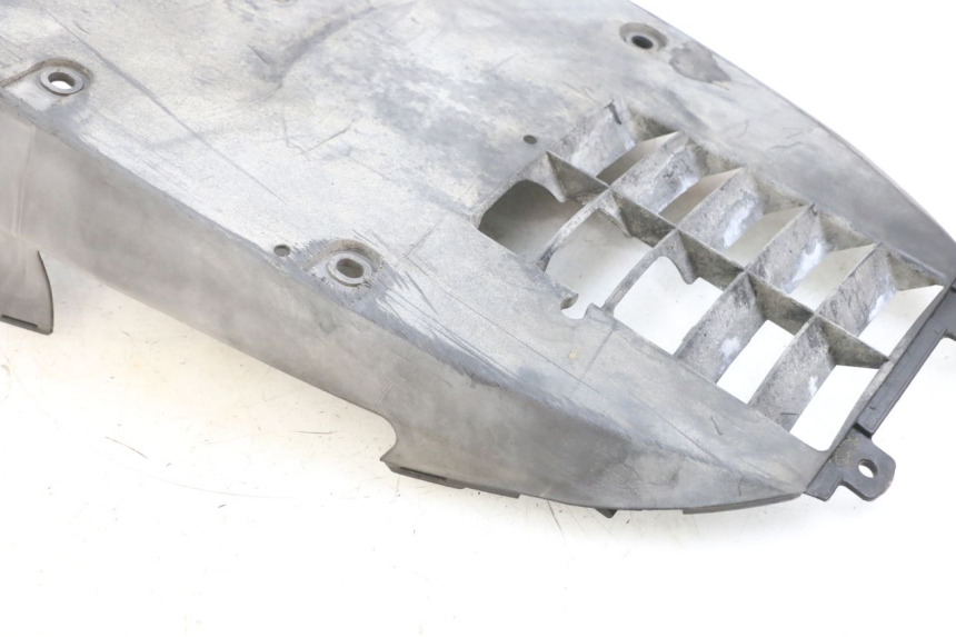 photo de LOWER BODY SHELL SUZUKI BURGMAN 125 (2007 - 2014) - Surface and material condition