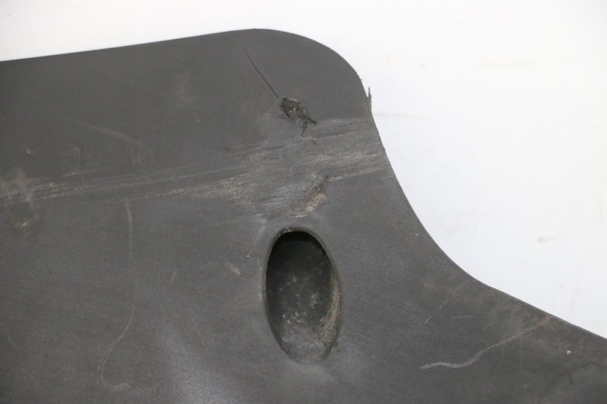 photo de RIGHT BELLY PANEL QUADRO 4 4D 350 (2015 - 2018)