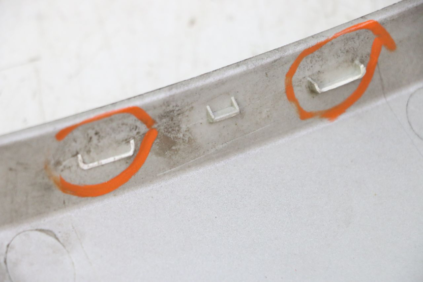 photo de RIGHT LOWER SIDE PANEL PEUGEOT CITYSTAR 50 (2013 - 2017)