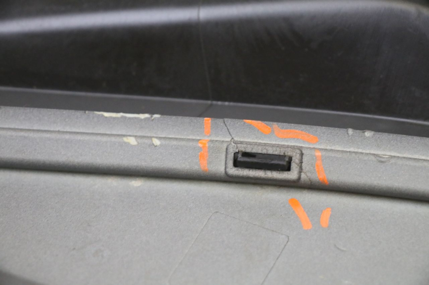 photo de RIGHT LOWER SIDE PANEL SYM JET 14 4T 50 (2018 - 2022)