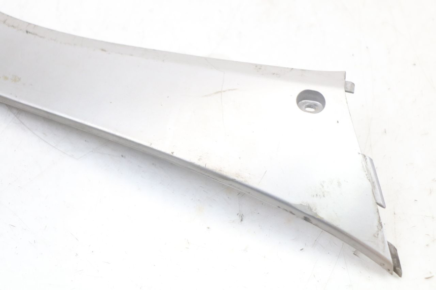 photo de RIGHT LOWER SIDE PANEL MBK FLAME X 125 (2004 - 2007)