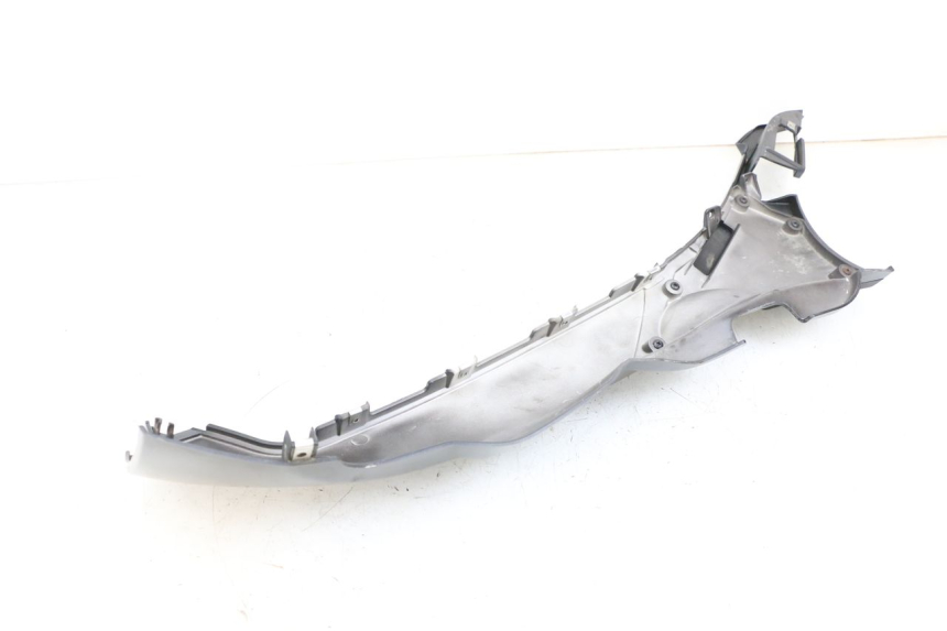 photo de RIGHT BELLY PANEL PIAGGIO MP3 HPE 350 (2018 - 2020) - Component detail