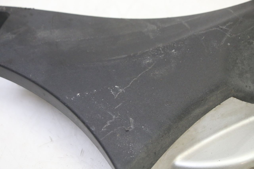 photo de RIGHT LOWER SIDE PANEL PIAGGIO MP3 500 (2014 - 2016)