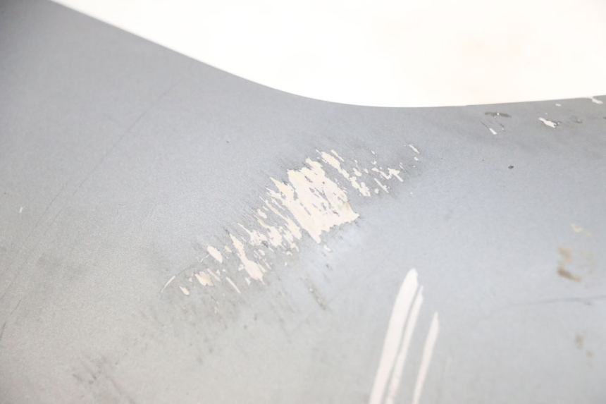 photo de RIGHT BELLY PANEL PIAGGIO MP3 500 (2016 - 2018) - Surface and material condition