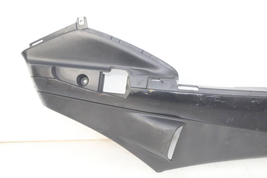 photo de RIGHT LOWER SIDE PANEL PIAGGIO FLY 4T 50 (2013 - 2017)