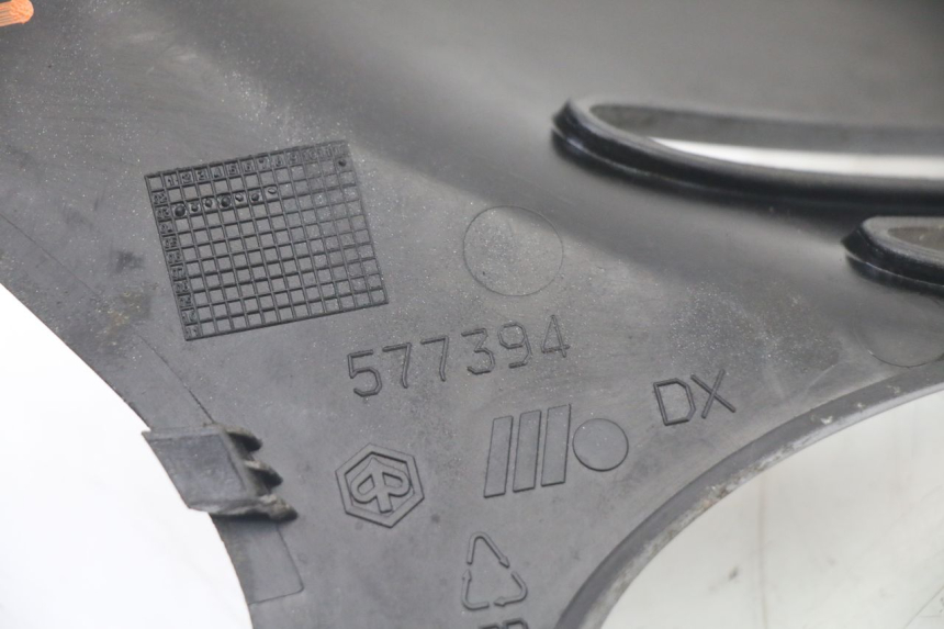 photo de RIGHT BELLY PANEL PIAGGIO VESPA GRANTURISMO 125 (2003 - 2007)