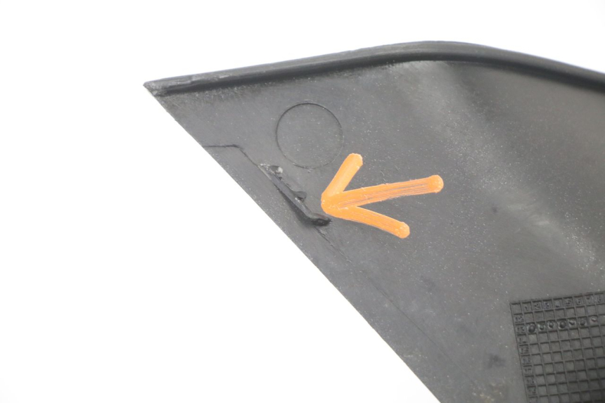 photo de RIGHT BELLY PANEL PIAGGIO VESPA GRANTURISMO 125 (2003 - 2007)