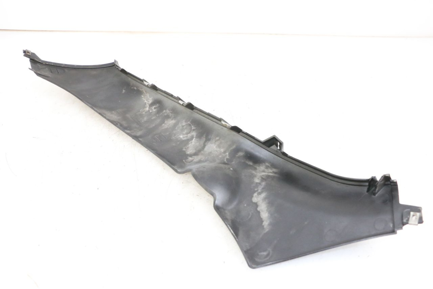 photo de RIGHT LOWER SIDE PANEL PIAGGIO XEVO - X EVO 125 (2007 - 2016)