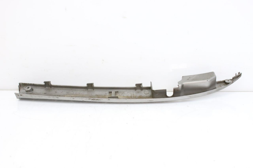 photo de RIGHT LOWER SIDE PANEL KYMCO SENTO 100 (2008 - 2013)