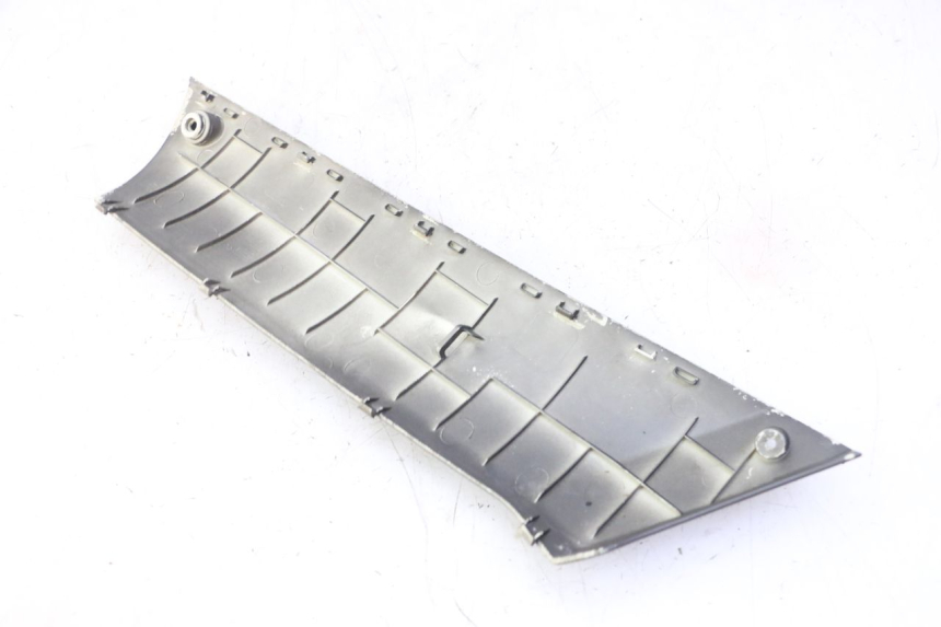 photo de RIGHT BELLY PANEL PEUGEOT STREETZONE I NAKED 2T 50 (2018 - 2020)