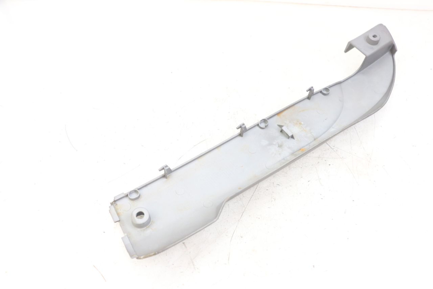 photo de RIGHT LOWER SIDE PANEL SYM FIDDLE 3 III 125 (2014 - 2020)