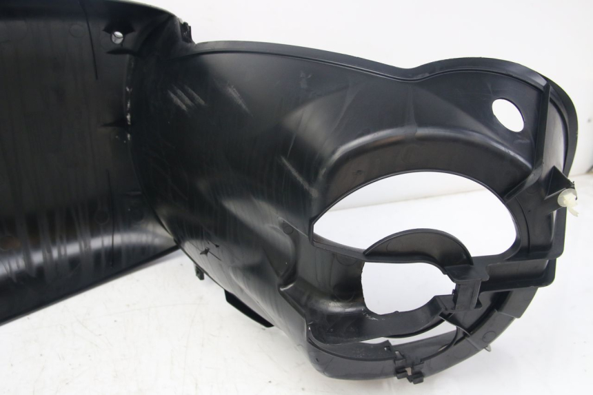 photo de LOWER BODY SHELL YAMAHA D'ELIGHT DELIGHT 125 (2017 - 2020)