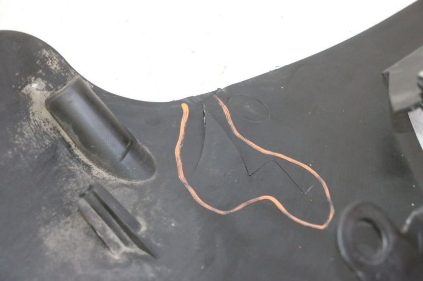 photo de LEFT BELLY PANEL QUADRO 4 4D 350 (2015 - 2018)