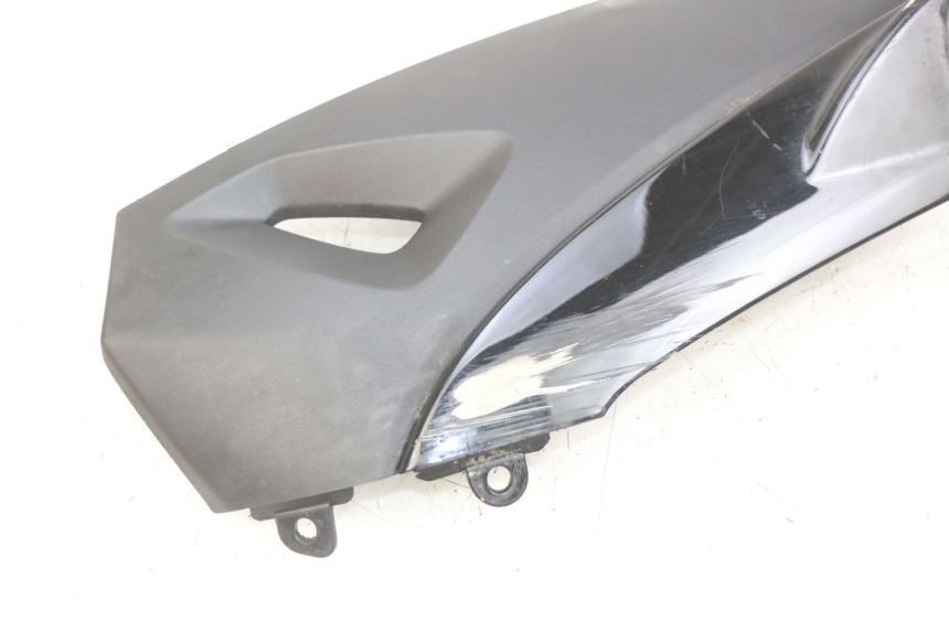 photo de LEFT LOWER FAIRING KYMCO AGILITY 16+ 4T 50 (2018 - 2023)