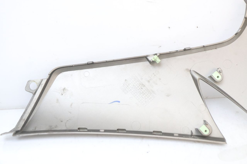 photo de LEFT BELLY PANEL PEUGEOT CITYSTAR 50 (2013 - 2017)