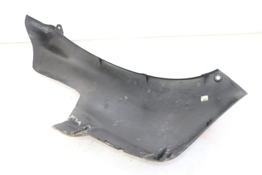 photo de LEFT LOWER FAIRING PEUGEOT ELYSTAR 50 (2002 - 2014)