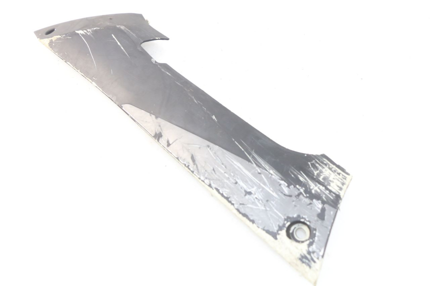 photo de LEFT LOWER FAIRING PEUGEOT KISBEE 4T 50 (2018 - 2022)