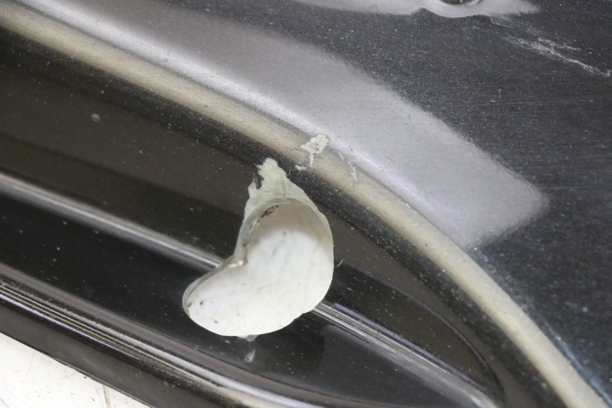 photo de LEFT BELLY PANEL PIAGGIO MP3 RL 250 (2007 - 2010)