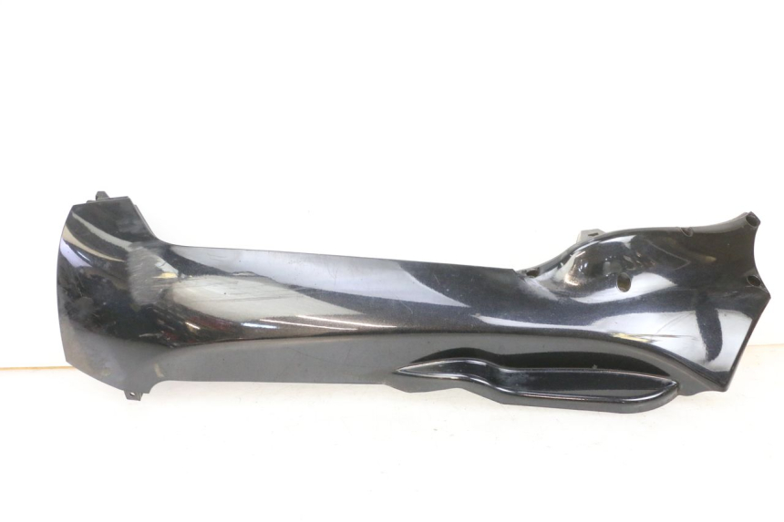 photo de LEFT LOWER FAIRING PIAGGIO MP3 125 (2006 - 2014)