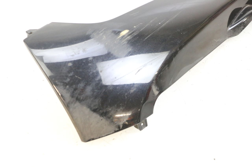photo de LEFT LOWER FAIRING PIAGGIO MP3 125 (2006 - 2014)