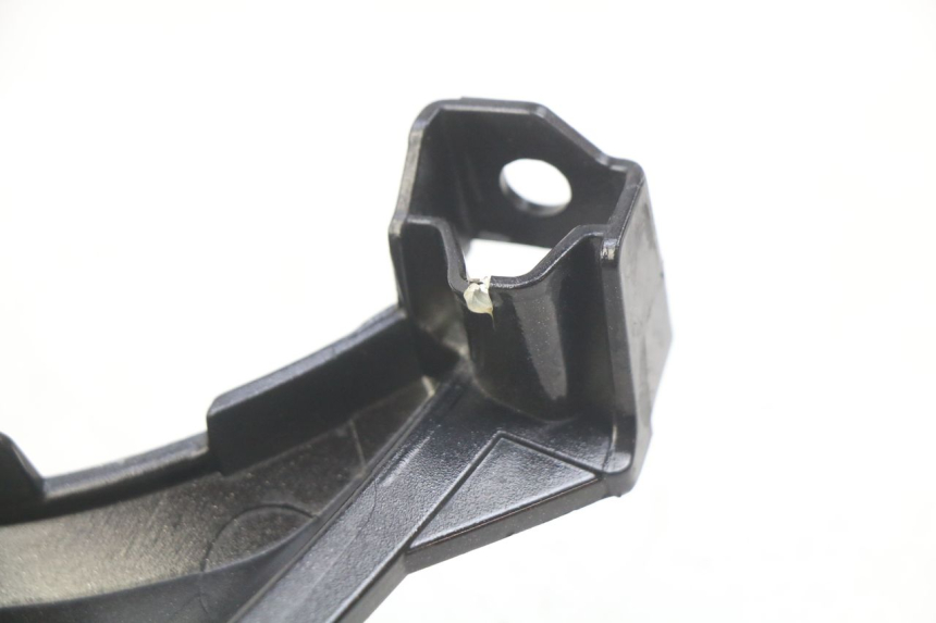 photo de LEFT LOWER FAIRING PEUGEOT CITYSTAR 125 (2011 - 2017)