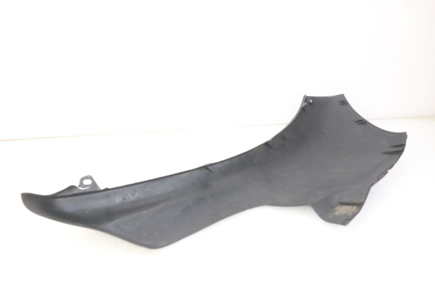 photo de LEFT LOWER FAIRING PEUGEOT ELYSTAR 50 (2002 - 2014)