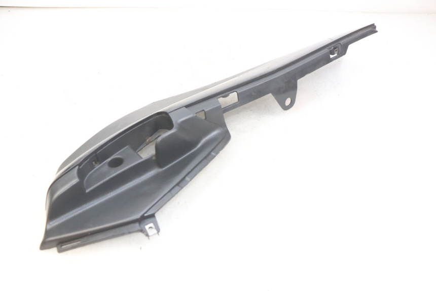 photo de LEFT LOWER FAIRING PIAGGIO FLY 4T 50 (2013 - 2017)