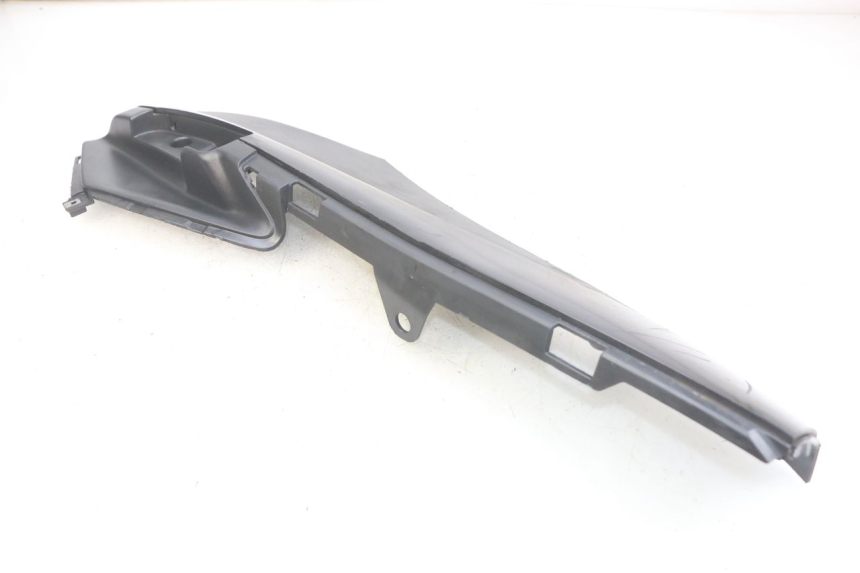 photo de LEFT LOWER FAIRING PIAGGIO FLY 4T 50 (2013 - 2017)