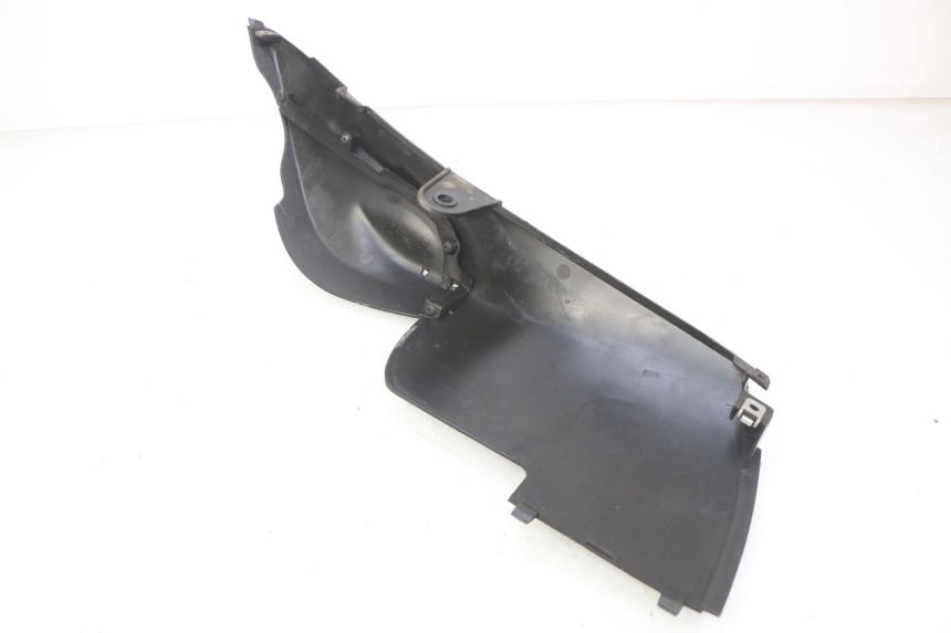 photo de LEFT LOWER FAIRING PIAGGIO LIBERTY IGET 4T 50 (2015 - 2020)