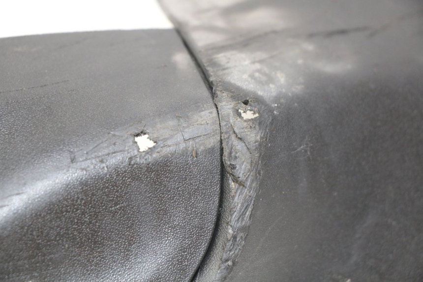 photo de LEFT LOWER FAIRING PIAGGIO LIBERTY IGET 4T 50 (2015 - 2020)