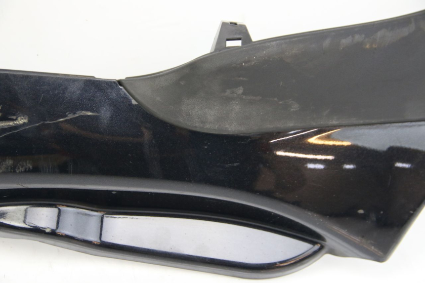 photo de LEFT LOWER FAIRING PIAGGIO MP3 125 (2006 - 2014)