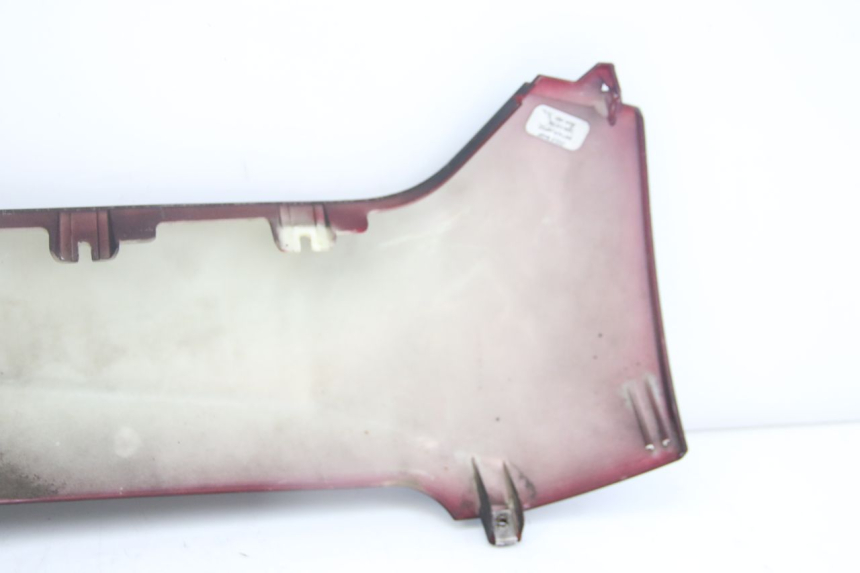 photo de LEFT LOWER FAIRING PIAGGIO MP3 125 (2006 - 2014)