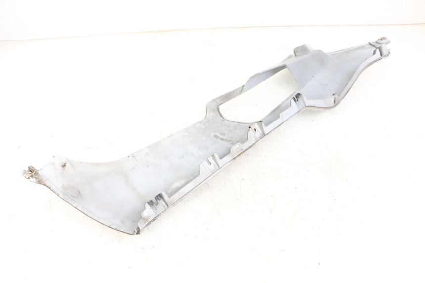 photo de LEFT LOWER FAIRING PIAGGIO X8 125 (2004 - 2007)