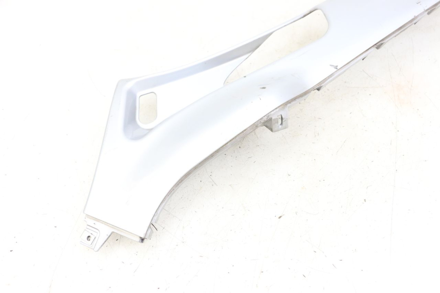 photo de LEFT LOWER FAIRING PIAGGIO X8 125 (2004 - 2007)