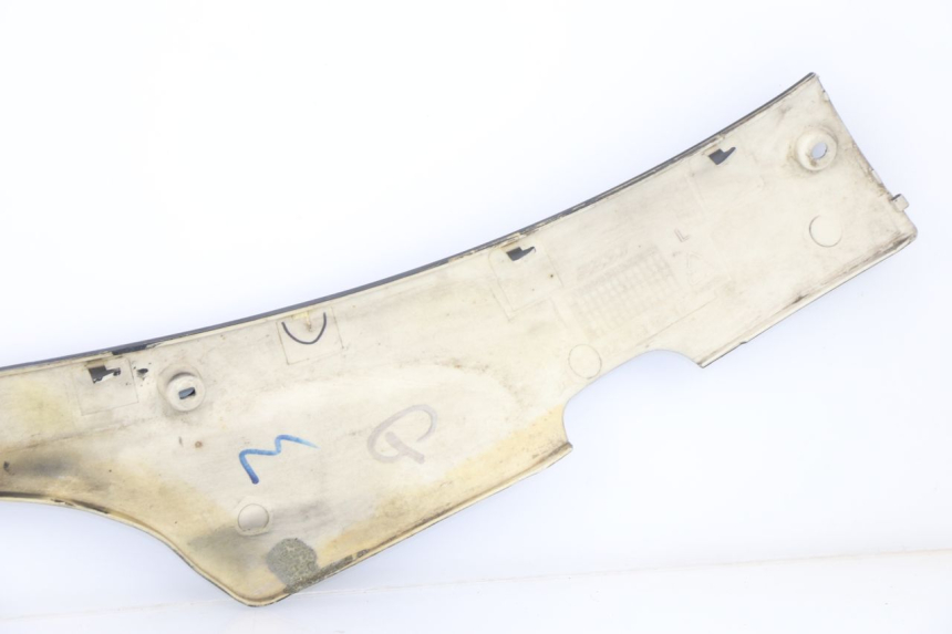 photo de LEFT BELLY PANEL ROADSIGN WALLABY 50 (2009 - 2014) - Surface and material condition