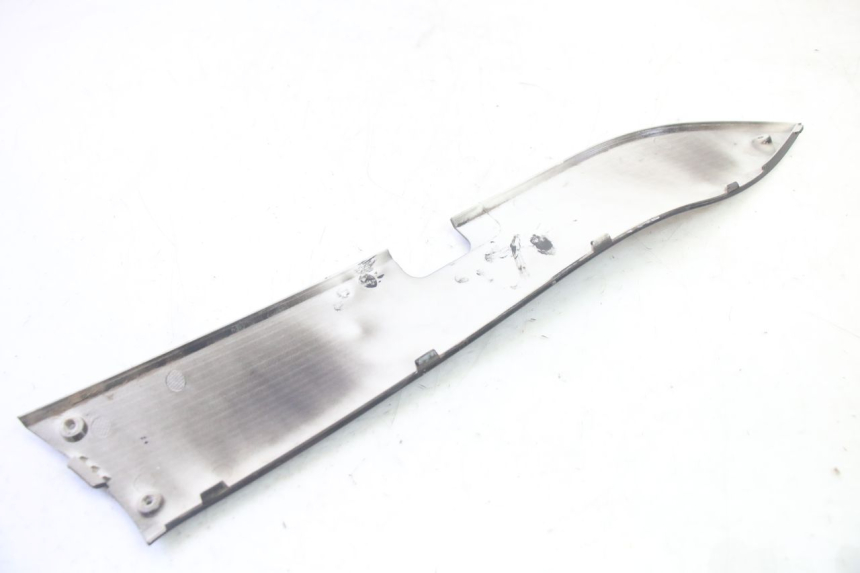 photo de LEFT BELLY PANEL JM MOTORS SANTANA EVO 50 (2024 - 2026) - Technical close-up