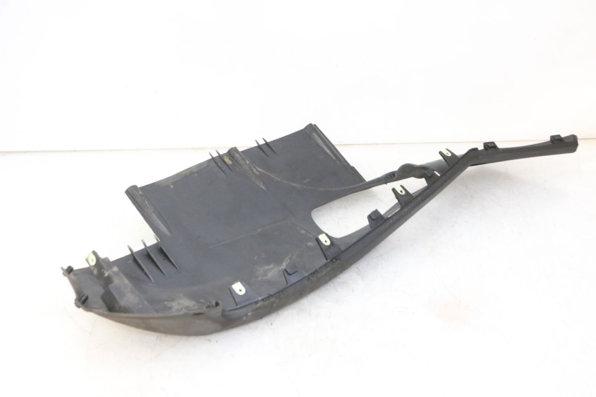 photo de LEFT BELLY PANEL PEUGEOT SATELIS 125 (2013 - 2018)