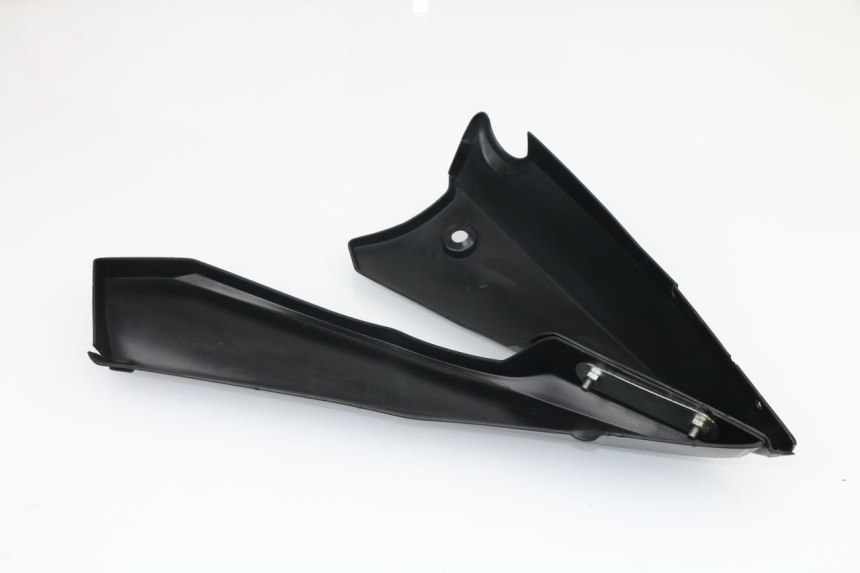 photo de LEFT BELLY PANEL SUZUKI GSR 750 (2011 - 2017)