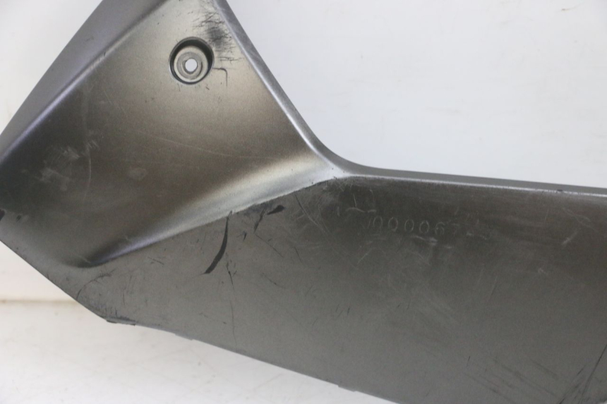 photo de LEFT BELLY PANEL YAMAHA TRICITY 300 (2020 - 2024) - Detailed visual inspection