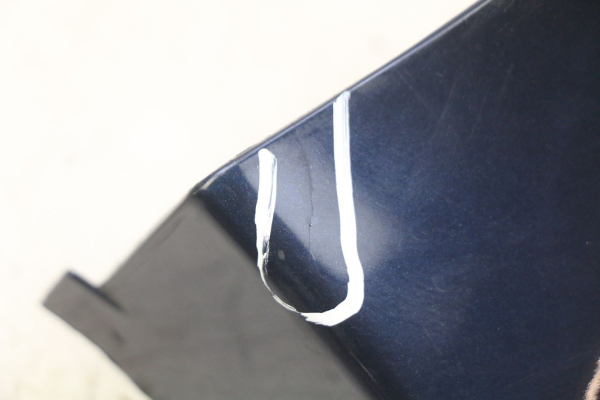 photo de LEFT LOWER FAIRING PIAGGIO VESPA LXV 125 (2006 - 2009)