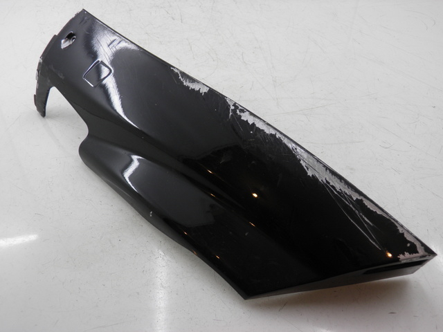 photo de LEFT BELLY PANEL YAMAHA YP MAJESTY 125 (2002 - 2006)