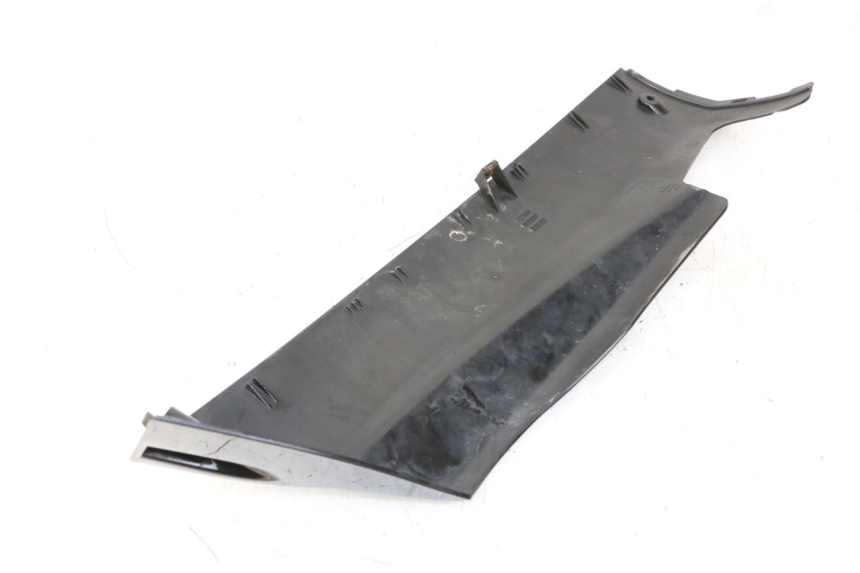 photo de LEFT BELLY PANEL YAMAHA YP MAJESTY 125 (2007 - 2010) - Component detail