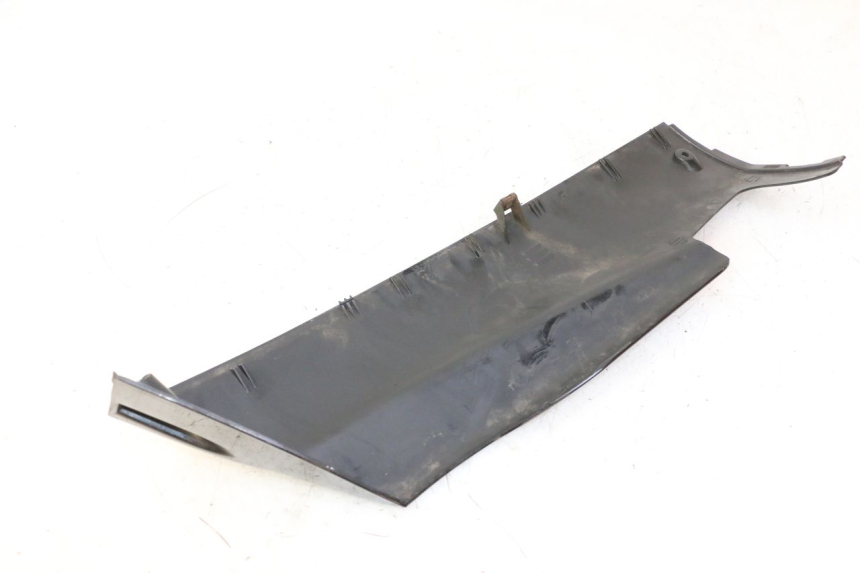 photo de LEFT BELLY PANEL YAMAHA YP MAJESTY 125 (2007 - 2010)