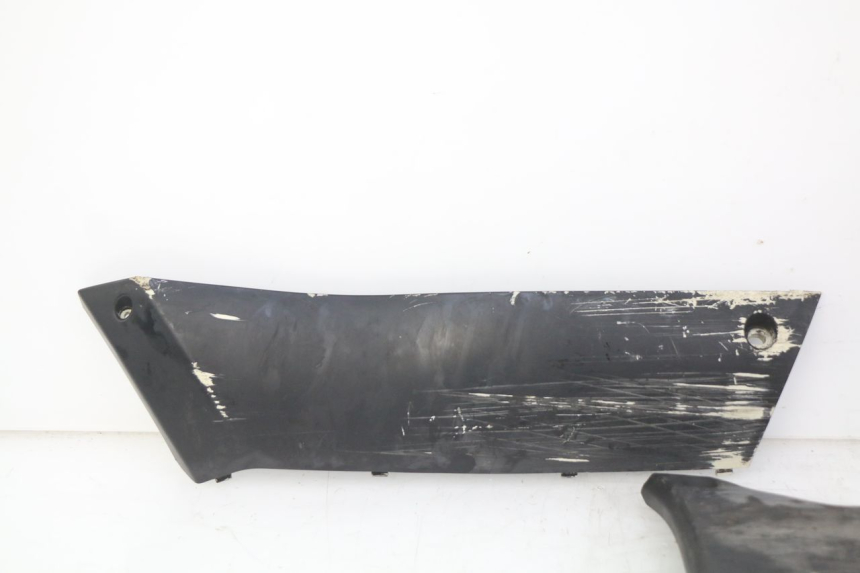 photo de LOWER PART OF THE BODY PEUGEOT KISBEE 2T 50 (2010 - 2017)